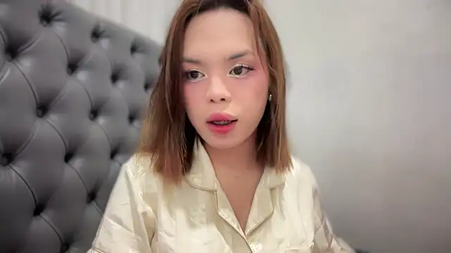 SweetCheska19 online show from 16, 12, 2025