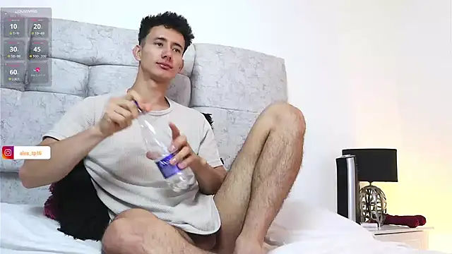 Snapshot of _Alexxx chatting on 4, 12, 2024 Alexxx online show from 4, 12, 2024