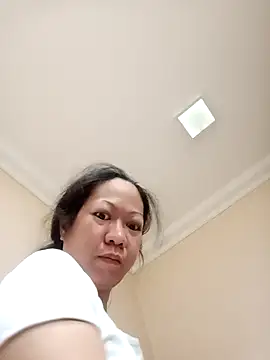 Snapshot of Sweet_Lady30 chatting on 23, 10, 2025 Sweet Lady30 online show from 23, 10, 2025