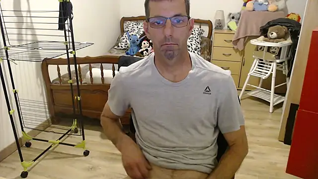 steph19x5 online show from 15, 4, 2026