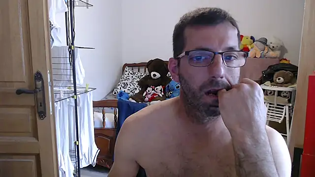 Snapshot of steph19x5 chatting on 29, 4, 2026 steph19x5 online show from 29, 4, 2026