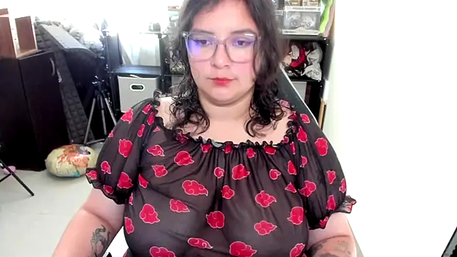 aika-dreams online show from 12, 11, 2025