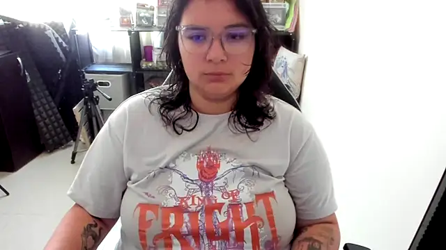 aika-dreams online show from 22, 11, 2025