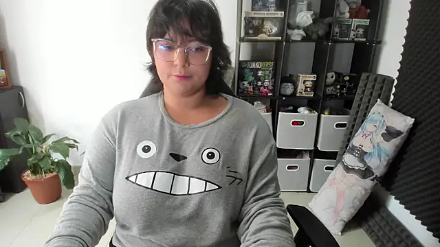 aika-dreams online show from 24, 1, 2025