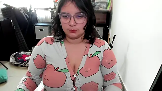 aika-dreams online show from 18, 11, 2025