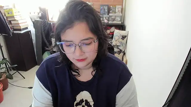 aika-dreams online show from 6, 10, 2025