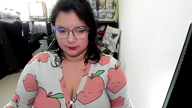 aika-dreams online show from 4, 11, 2025