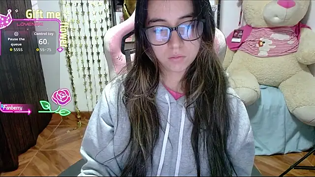 Maggie Fox3 online show from 16, 10, 2025