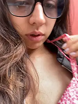 Maggie Fox3 online show from 26, 3, 2026