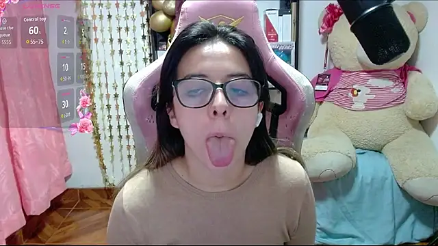 Maggie Fox3 online show from 20, 10, 2025