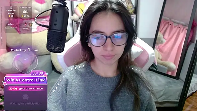 Maggie Fox3 online show from 25, 2, 2026