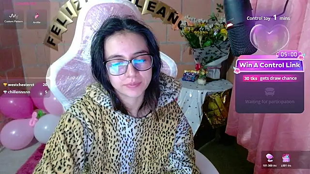Maggie Fox3 online show from 7, 6, 2026