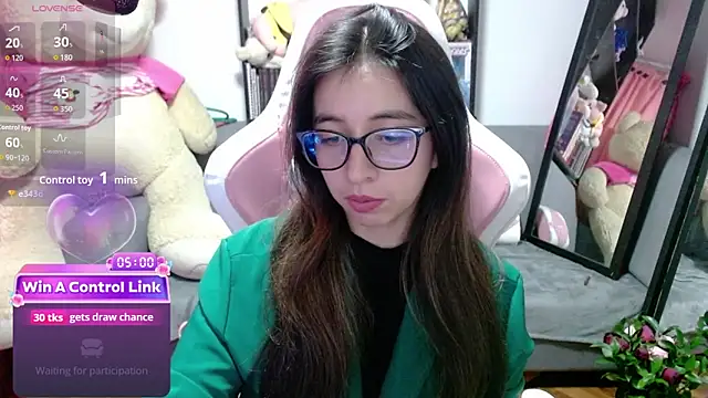 Maggie Fox3 online show from 5, 3, 2026