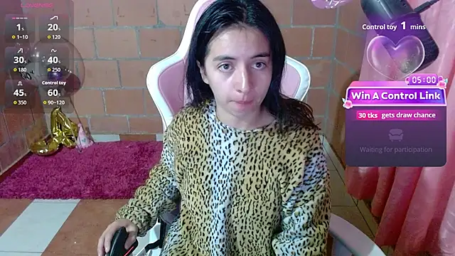 Snapshot of Maggie_Fox3 chatting on 13, 7, 2026 Maggie Fox3 online show from 13, 7, 2026