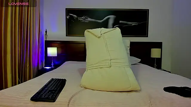 MiaMarin hot online show from 4, 12, 2025