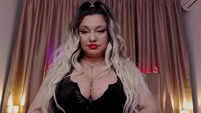 Larissa K online show from 12, 11, 2025