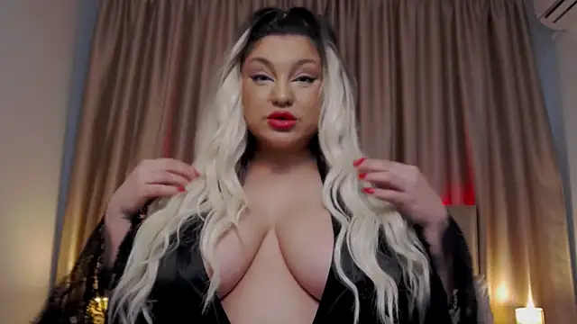 Larissa K online show from 12, 9, 2025