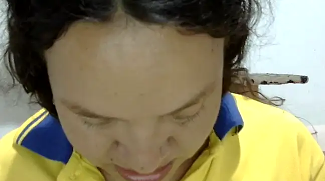 ElizabethMartinez online show from 25, 2, 2025