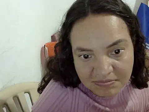 ElizabethMartinez online show from 21, 4, 2026