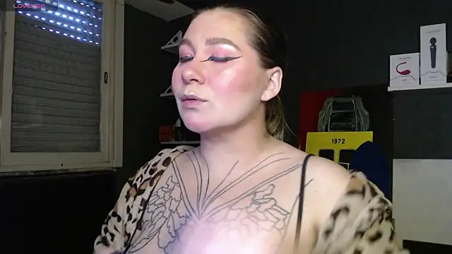 Snapshot of Enotika chatting on 21, 9, 2025 Enotika online show from 21, 9, 2025