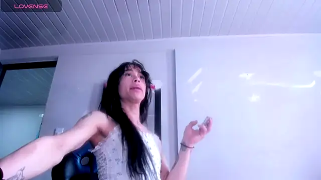 stormytt  online show from 17, 11, 2025