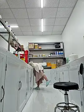 HinaLovely online show from 12, 2, 2026