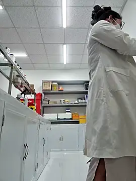 HinaLovely online show from 11, 2, 2026