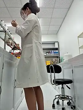 HinaLovely online show from 6, 2, 2026