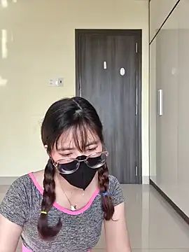 HinaLovely online show from 10, 1, 2025