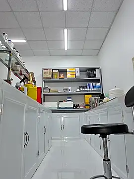 HinaLovely online show from 14, 4, 2026