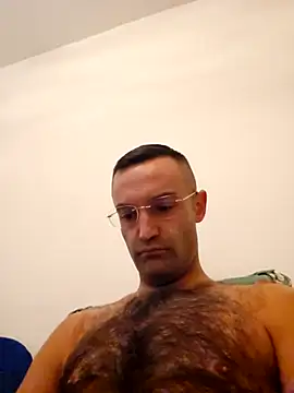 Snapshot of enricso chatting on 11, 11, 2025 enricso online show from 11, 11, 2025