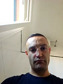 Snapshot of enricso chatting on 13, 10, 2025 enricso online show from 13, 10, 2025