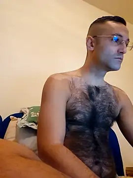 Snapshot of enricso chatting on 15, 10, 2025 enricso online show from 15, 10, 2025