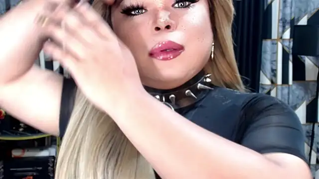 Mistress DOMnicaaxx online show from 2, 11, 2025