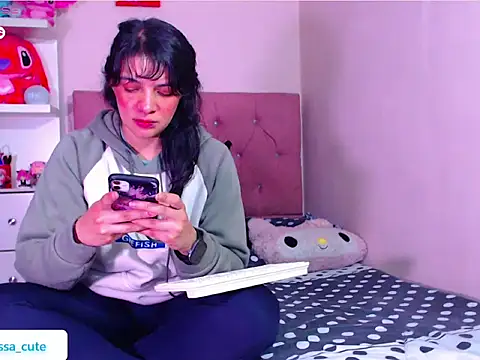 Vannessa  Shy online show from 25, 11, 2025