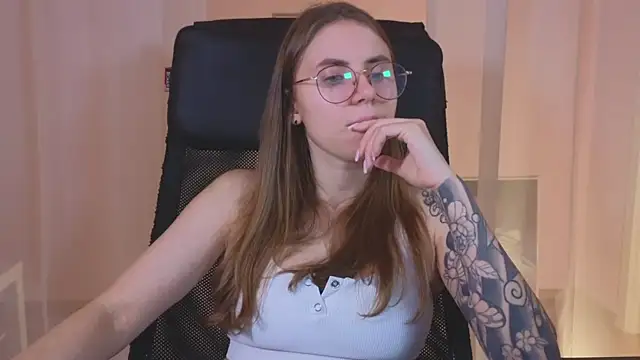  AnnaStark  online show from 23, 1, 2025