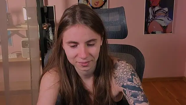 Snapshot of _AnnaStark_ chatting on 15, 11, 2025 AnnaStark online show from 15, 11, 2025