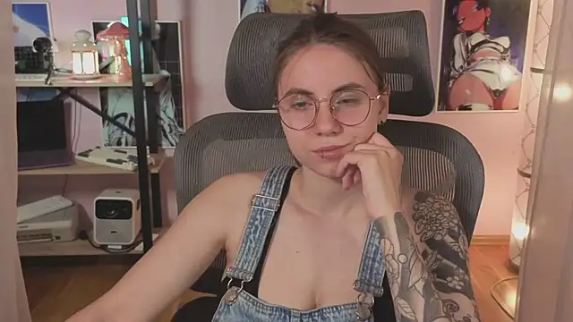  AnnaStark  online show from 14, 7, 2026
