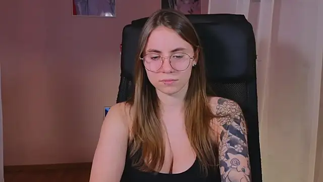  AnnaStark  online show from 19, 2, 2025