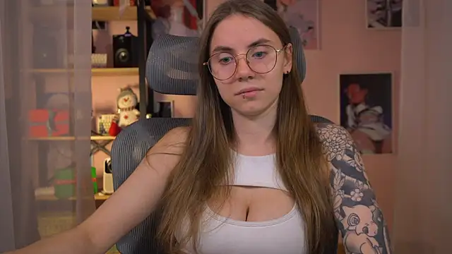 Snapshot of _AnnaStark_ chatting on 21, 11, 2025 AnnaStark online show from 21, 11, 2025