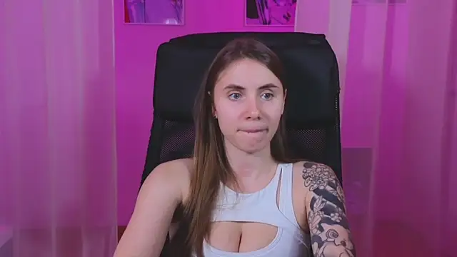  AnnaStark  online show from 7, 2, 2025