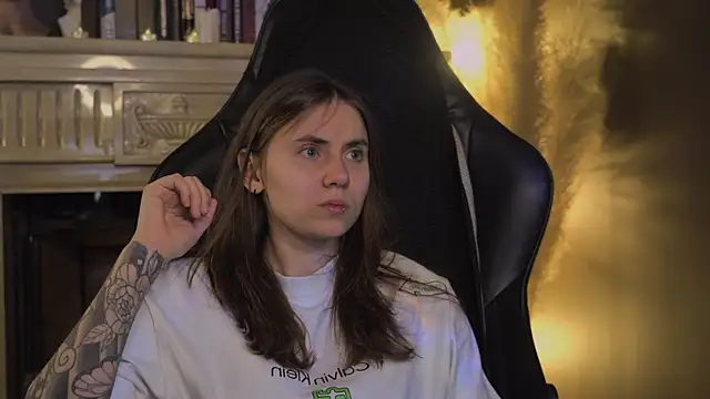 Snapshot of _AnnaStark_ chatting on 7, 5, 2026 AnnaStark online show from 7, 5, 2026
