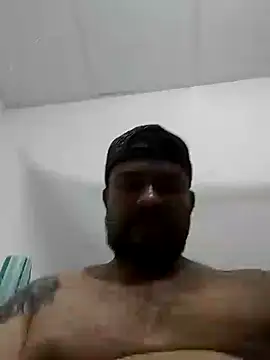 Snapshot of Loolukas chatting on 7, 12, 2024 Loolukas online show from 7, 12, 2024