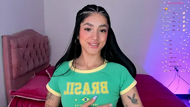 Snapshot of Lizzie_corner_v chatting on 28, 5, 2026 Lizzie corner v online show from 28, 5, 2026