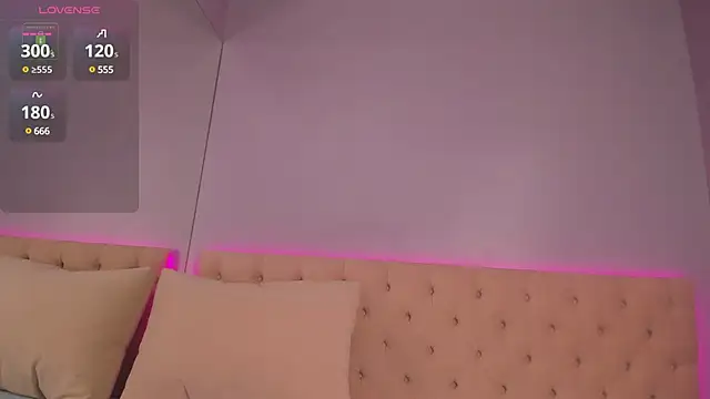 Snapshot of NickieRainer chatting on 7, 2, 2025 NickieRainer online show from 7, 2, 2025