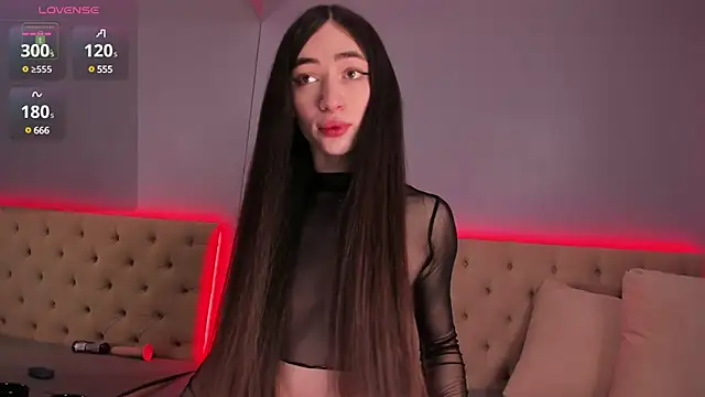 Snapshot of NickieRainer chatting on 8, 2, 2025 NickieRainer online show from 8, 2, 2025