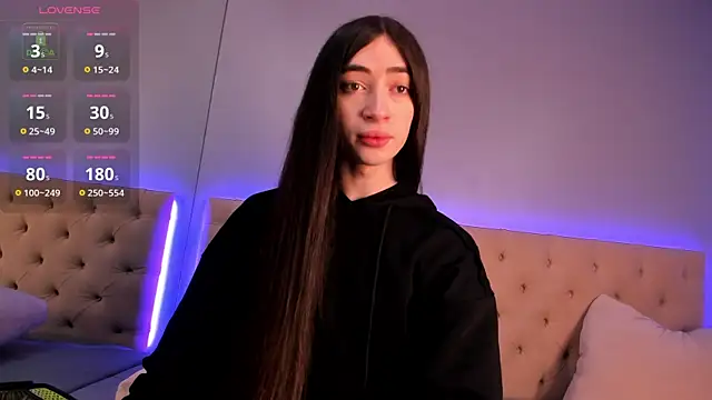 Snapshot of NickieRainer chatting on 17, 1, 2025 NickieRainer online show from 17, 1, 2025