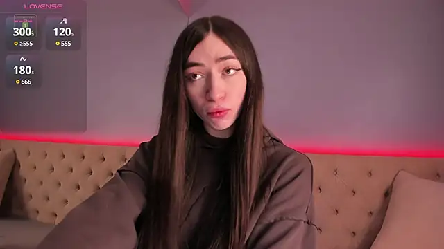 Snapshot of NickieRainer chatting on 8, 2, 2025 NickieRainer online show from 8, 2, 2025