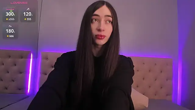 Snapshot of NickieRainer chatting on 6, 2, 2025 NickieRainer online show from 6, 2, 2025
