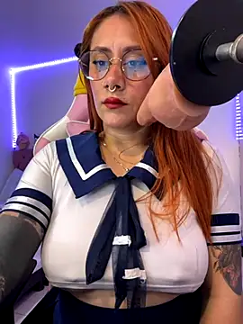 Luna Paris  online show from 26, 11, 2025